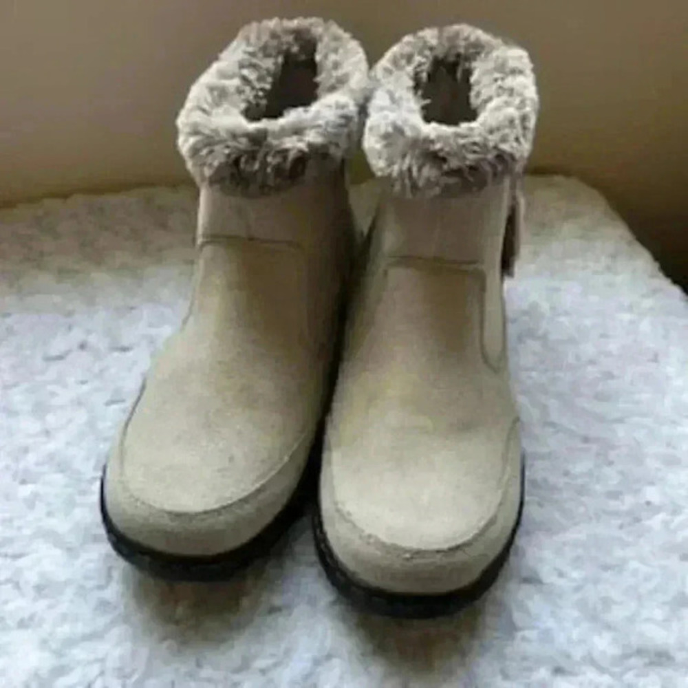 Khombu Iris Cream Genuine Suede Leather With Faux Fur Ankle Boots Women’s Sz 10